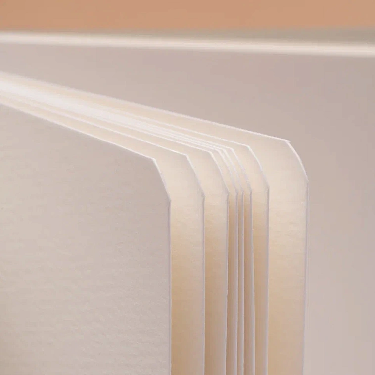 Скетчбук для акварели, сшивка Малевичъ "Doris" А4 16 л 300 г , 100% целлюлоза, графитовый 606x758